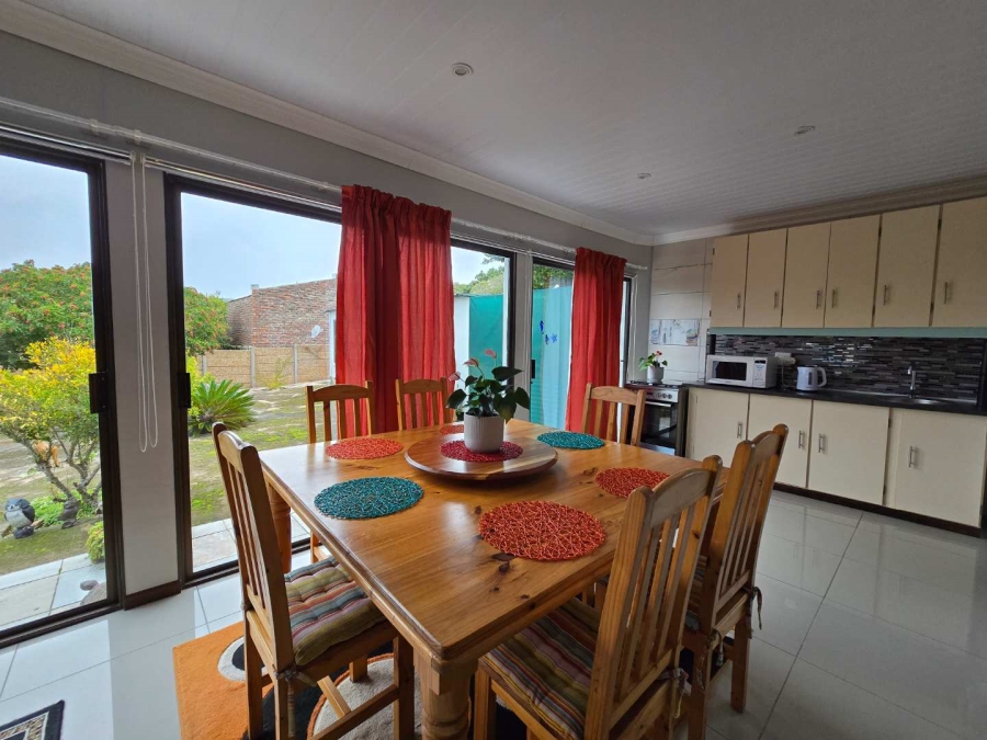 4 Bedroom Property for Sale in Stilbaai Wes Western Cape